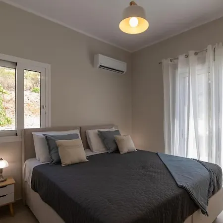 Maritina's Amazing Sea View