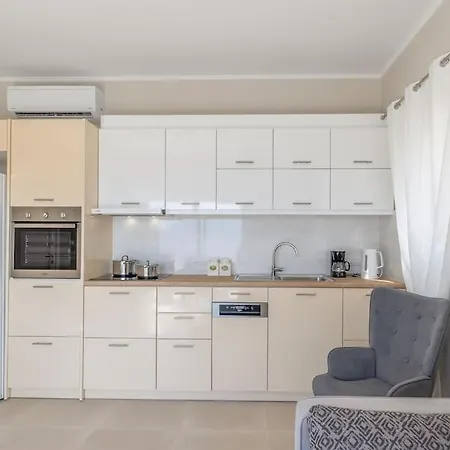 Maritina's Amazing Sea View Apartament *